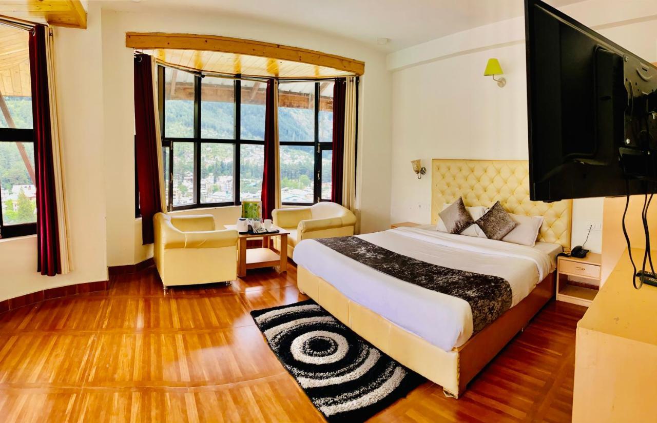 Hotel Hadimba Palace - Near Mall Road Manāli Exteriér fotografie